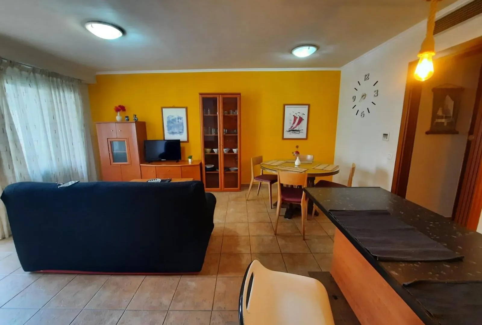 Costa Apartment contacts